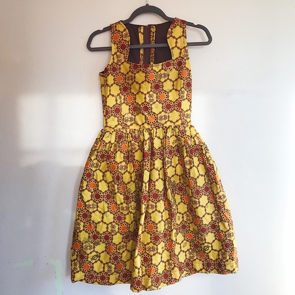 Unique 60’s Dress 🌼 - Picture 5 of 7